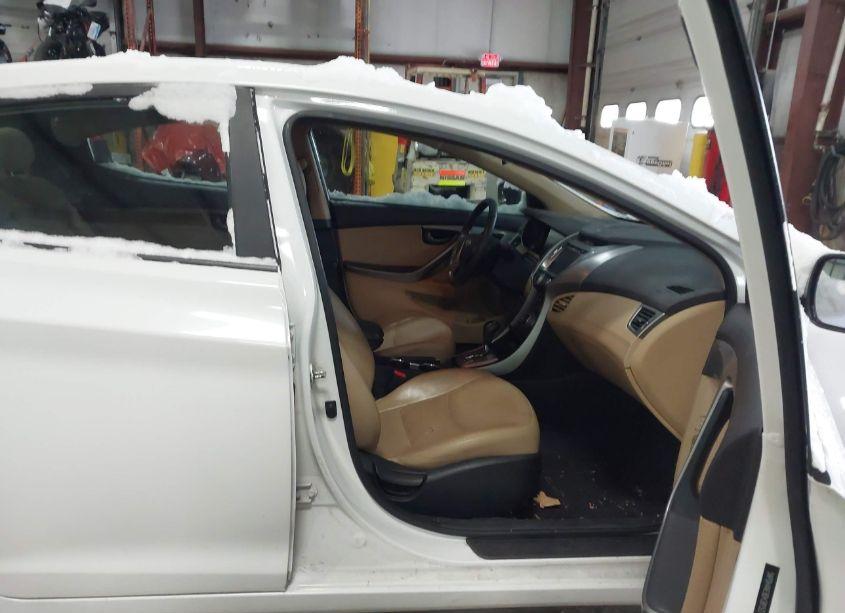 Photo 5 of 2013 Hyundai Elantra LIMITED (VIN 5NPDH4AE8DH381522)