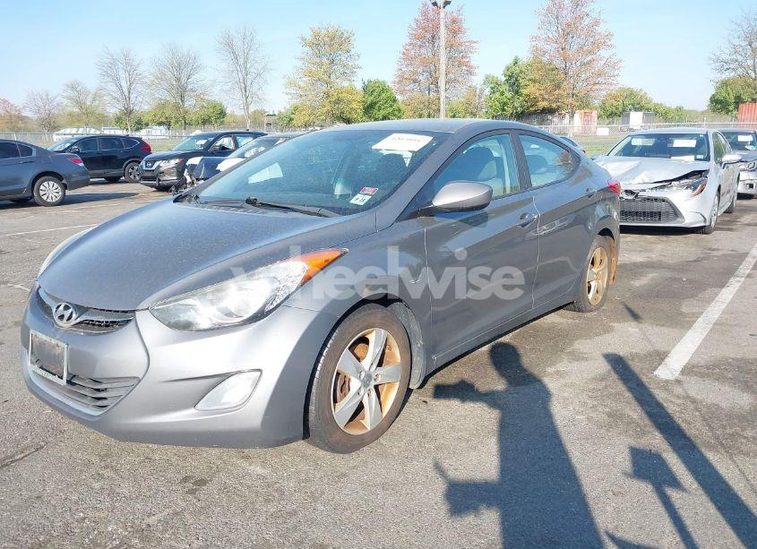 Photo 2 of 2013 Hyundai Elantra GLS (VIN 5NPDH4AE8DH383870)