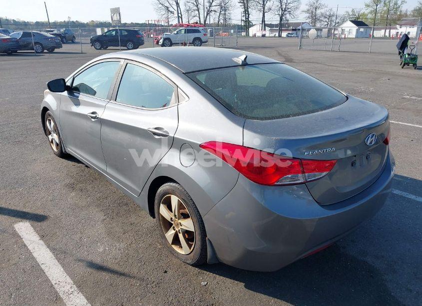 Photo 3 of 2013 Hyundai Elantra GLS (VIN 5NPDH4AE8DH383870)