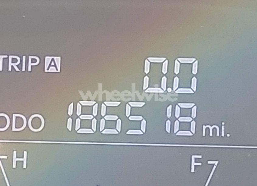 Photo 7 of 2013 Hyundai Elantra GLS (VIN 5NPDH4AE8DH383870)