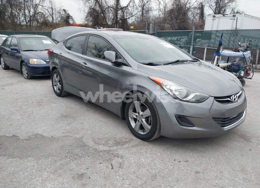 2013 Hyundai Elantra GLS (VIN 5NPDH4AE8DH383903) main photo