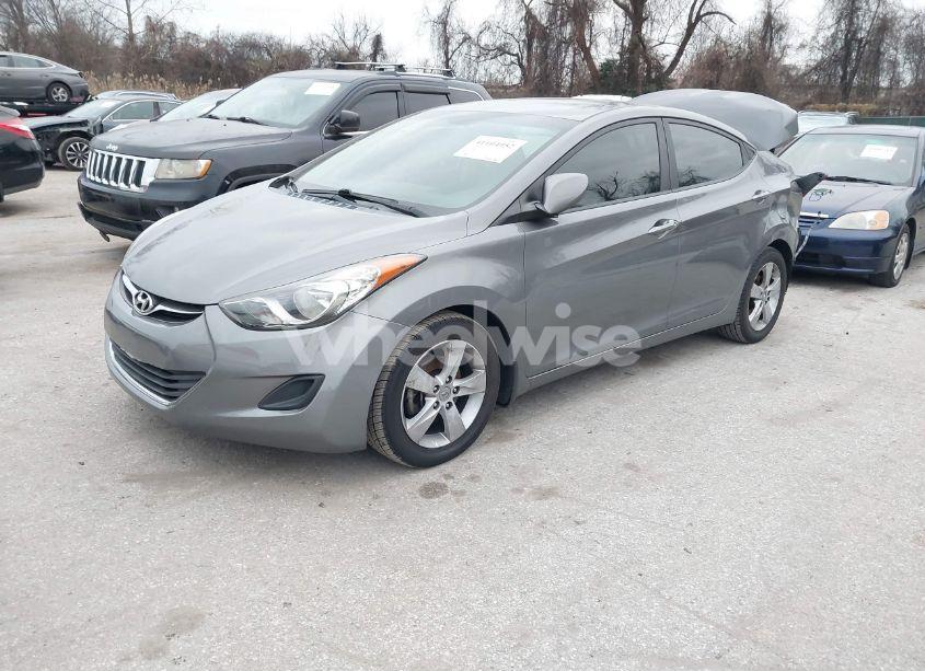 Photo 2 of 2013 Hyundai Elantra GLS (VIN 5NPDH4AE8DH383903)