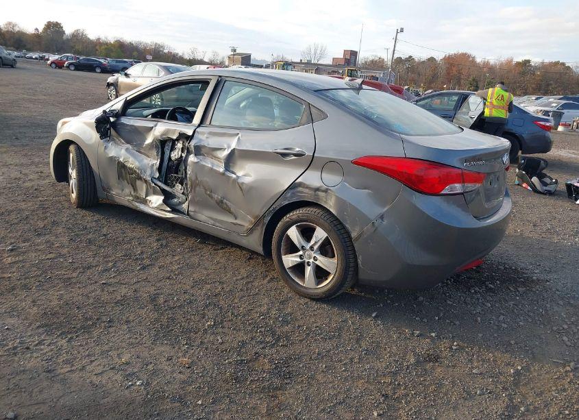 Photo 3 of 2013 Hyundai Elantra GLS (VIN 5NPDH4AE8DH391077)