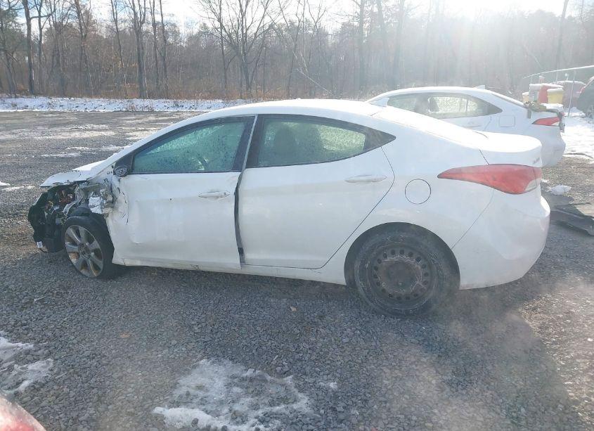 Photo 14 of 2013 Hyundai Elantra LIMITED (VIN 5NPDH4AE8DH392259)