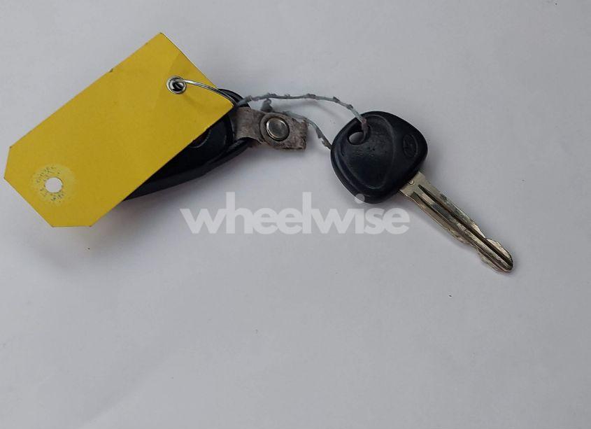 Photo 11 of 2013 Hyundai Elantra GLS (VIN 5NPDH4AE8DH396456)