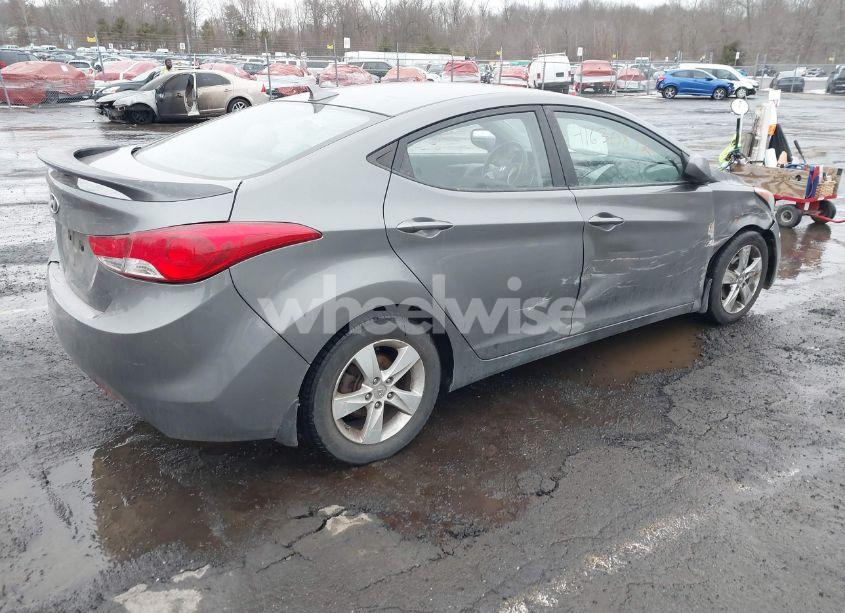 Photo 4 of 2013 Hyundai Elantra GLS (VIN 5NPDH4AE8DH396456)