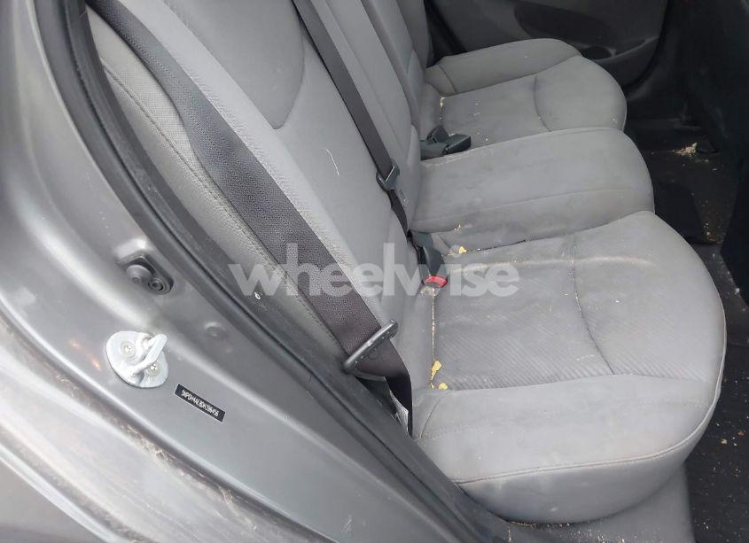 Photo 8 of 2013 Hyundai Elantra GLS (VIN 5NPDH4AE8DH396456)