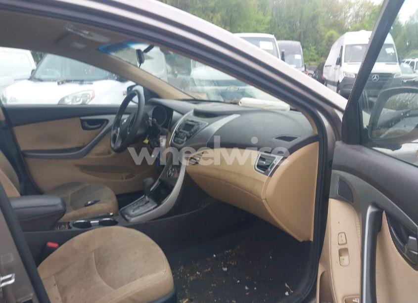 Photo 5 of 2013 Hyundai Elantra GLS (VIN 5NPDH4AE8DH417435)