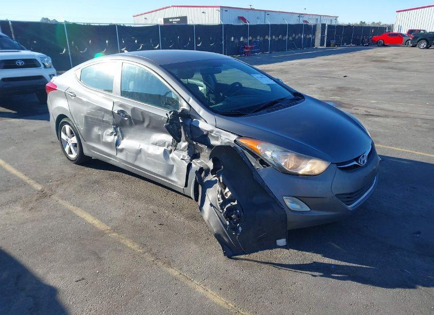 2013 Hyundai Elantra GLS (VIN 5NPDH4AE8DH424210) main photo