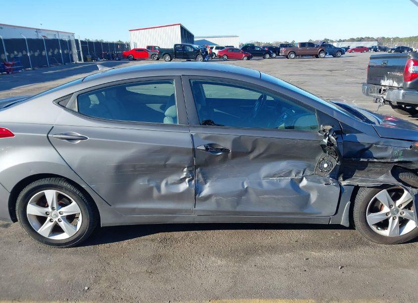 Photo 13 of 2013 Hyundai Elantra GLS (VIN 5NPDH4AE8DH424210)