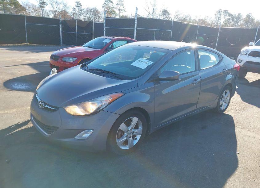 Photo 2 of 2013 Hyundai Elantra GLS (VIN 5NPDH4AE8DH424210)