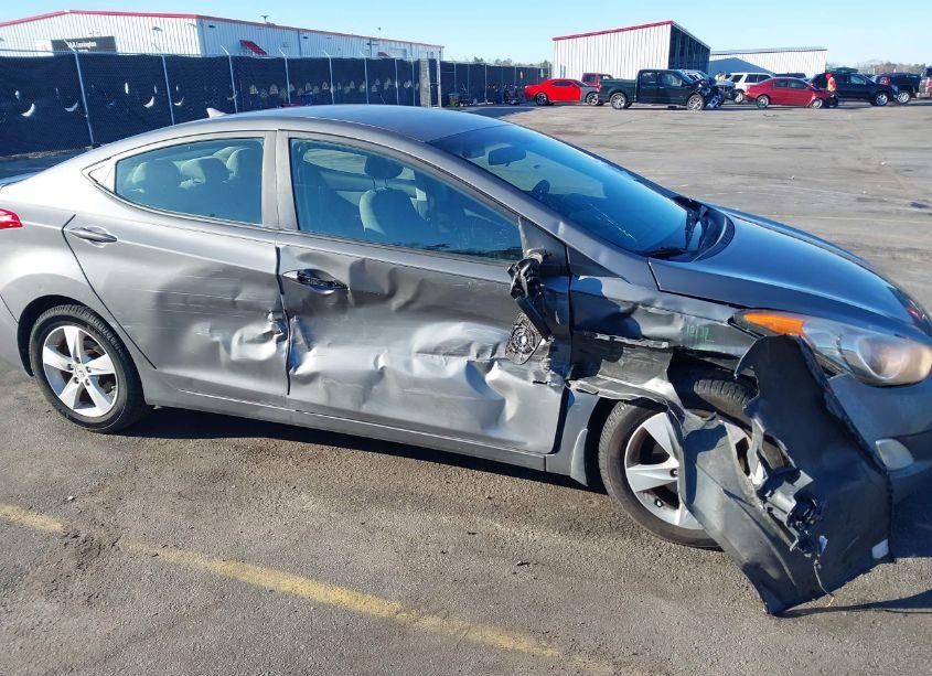 Photo 6 of 2013 Hyundai Elantra GLS (VIN 5NPDH4AE8DH424210)