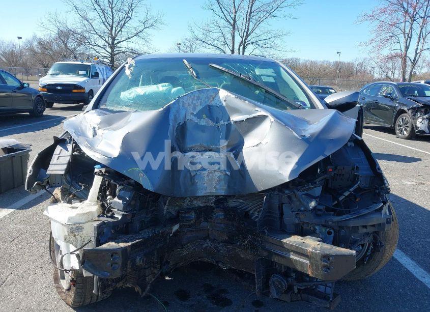 Photo 12 of 2013 Hyundai Elantra GLS (VIN 5NPDH4AE8DH429097)