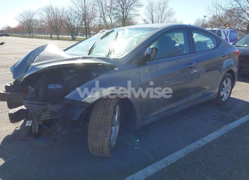 Photo 2 of 2013 Hyundai Elantra GLS (VIN 5NPDH4AE8DH429097)