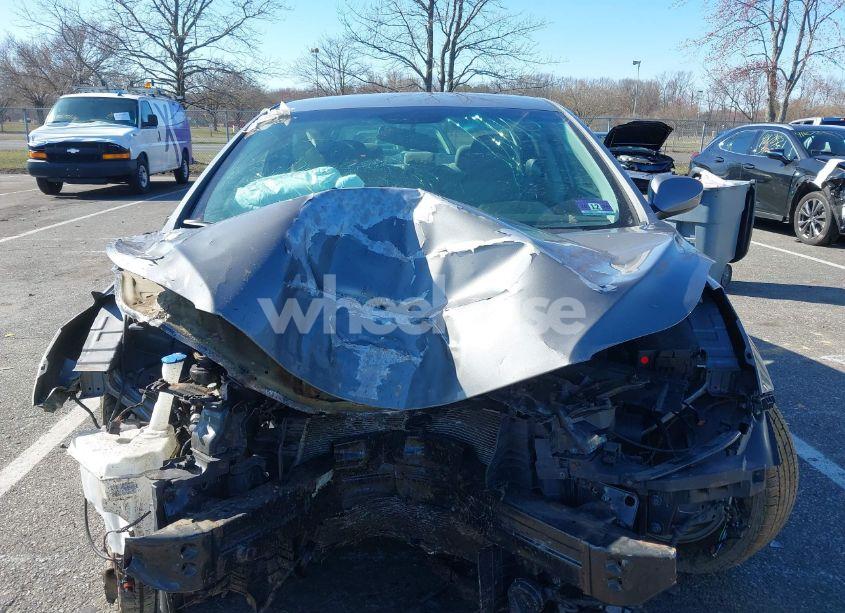 Photo 6 of 2013 Hyundai Elantra GLS (VIN 5NPDH4AE8DH429097)