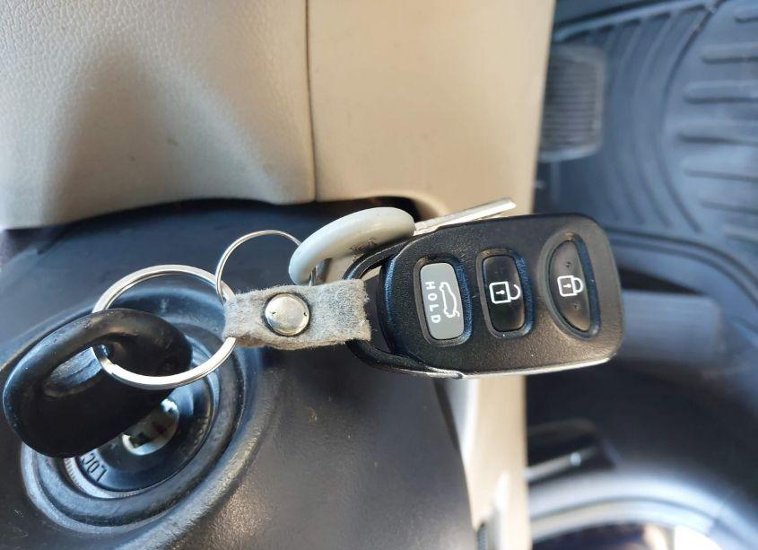 Photo 11 of 2013 Hyundai Elantra GLS (VIN 5NPDH4AE8DH436051)