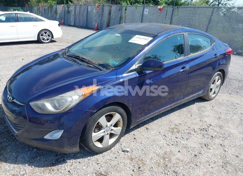 Photo 2 of 2013 Hyundai Elantra GLS (VIN 5NPDH4AE8DH436406)