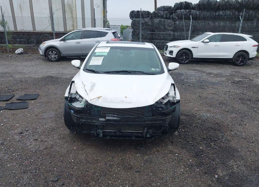 Photo 13 of 2013 Hyundai Elantra GLS/LIMITED (VIN 5NPDH4AE8DH447180)