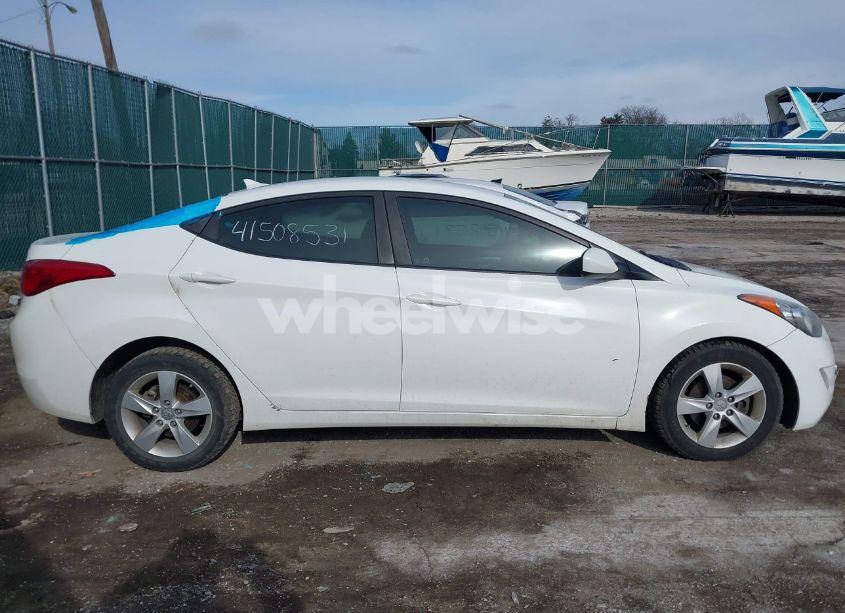 Photo 14 of 2013 Hyundai Elantra GLS (VIN 5NPDH4AE8DH448863)