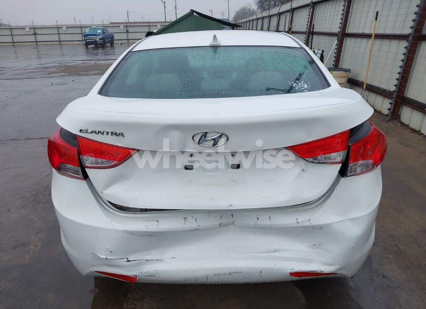 Photo 17 of 2013 Hyundai Elantra GLS (VIN 5NPDH4AE8DH449107)