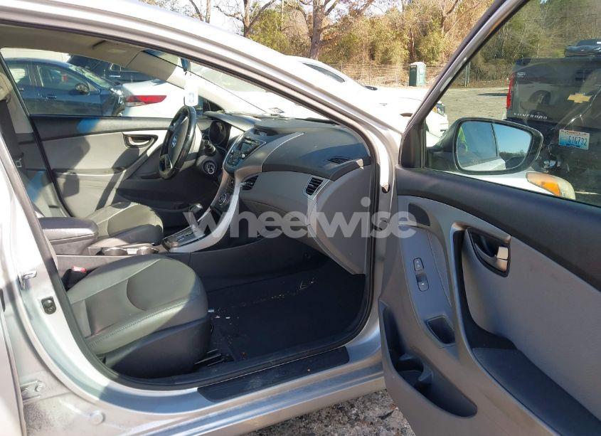 Photo 5 of 2013 Hyundai Elantra LIMITED (VIN 5NPDH4AE8DH451942)