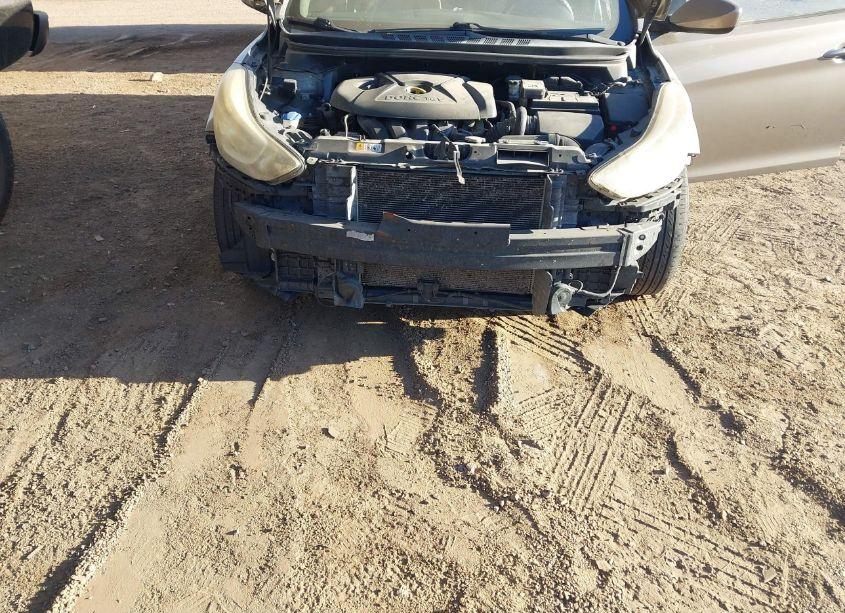 Photo 14 of 2014 Hyundai Elantra SE (VIN 5NPDH4AE8EH457290)