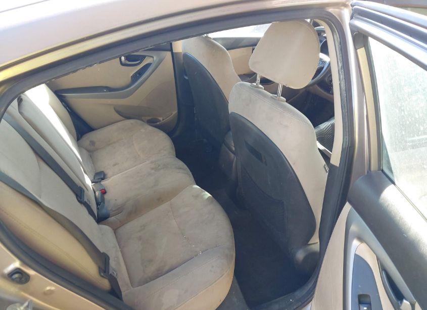 Photo 8 of 2014 Hyundai Elantra SE (VIN 5NPDH4AE8EH457290)