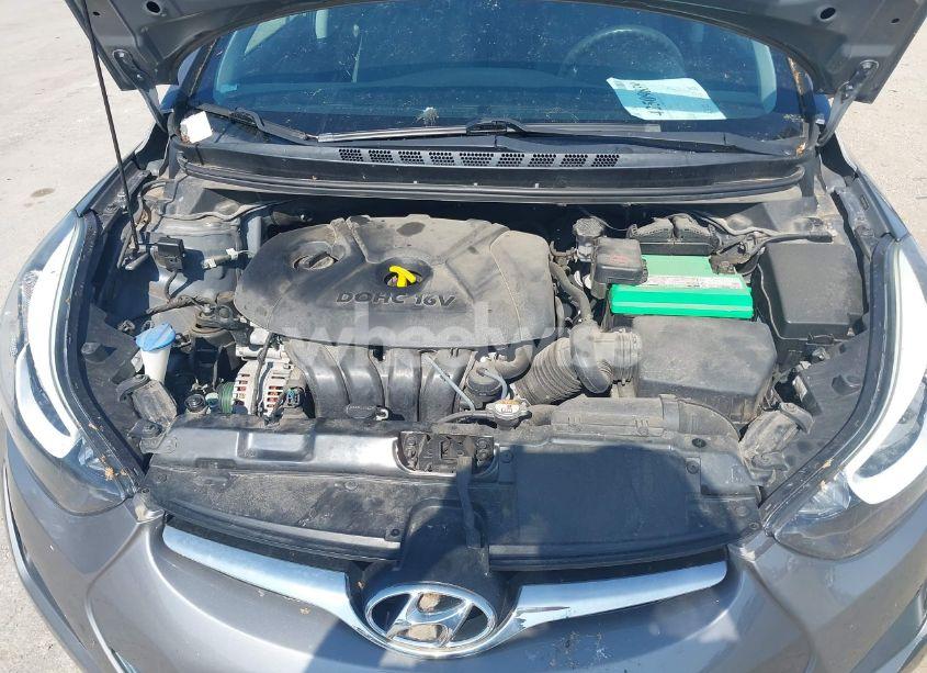 Photo 10 of 2014 Hyundai Elantra SE (VIN 5NPDH4AE8EH468435)