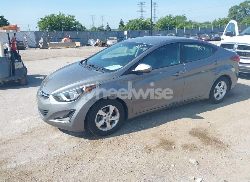 Photo 2 of 2014 Hyundai Elantra SE (VIN 5NPDH4AE8EH468435)