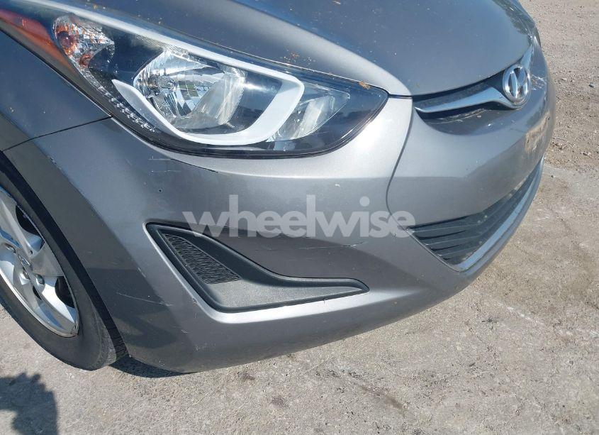 Photo 6 of 2014 Hyundai Elantra SE (VIN 5NPDH4AE8EH468435)