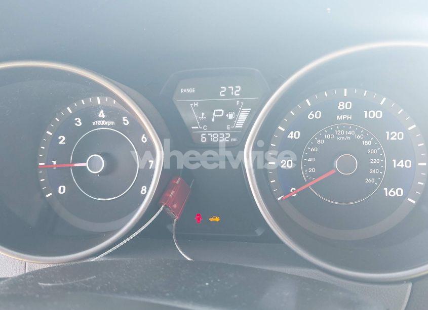 Photo 7 of 2014 Hyundai Elantra SE (VIN 5NPDH4AE8EH468435)