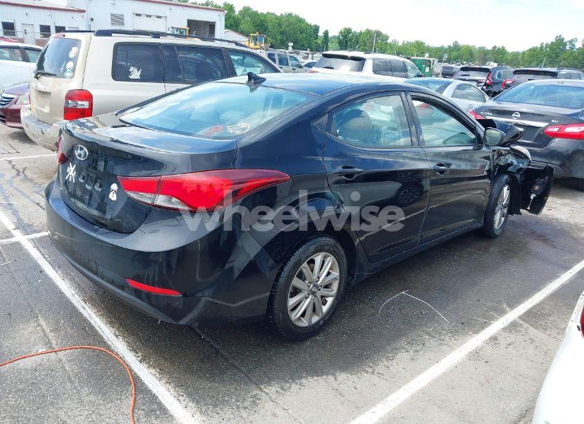 Photo 4 of 2014 Hyundai Elantra SE (VIN 5NPDH4AE8EH469018)