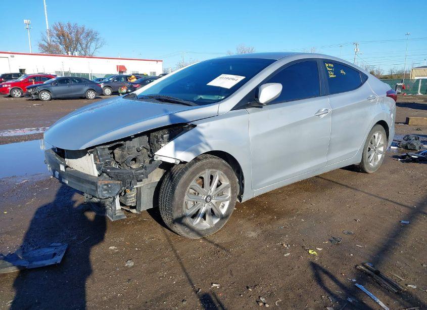 Photo 2 of 2014 Hyundai Elantra SE (VIN 5NPDH4AE8EH473120)