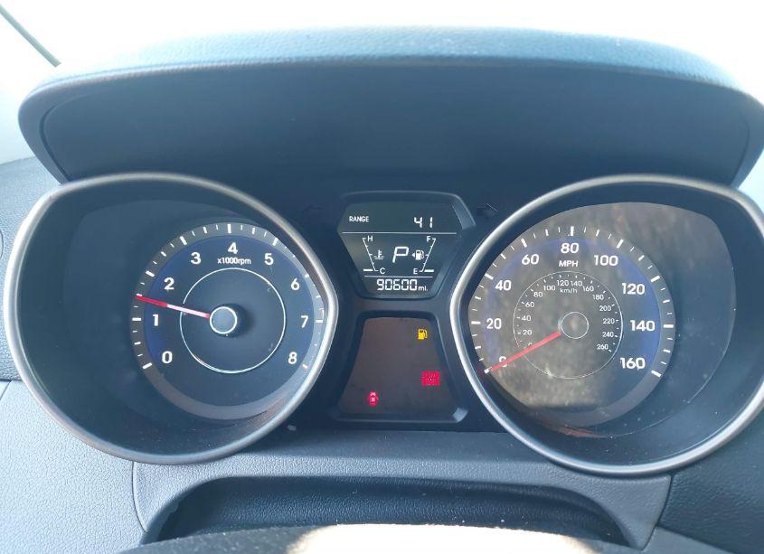 Photo 7 of 2014 Hyundai Elantra SE (VIN 5NPDH4AE8EH473120)