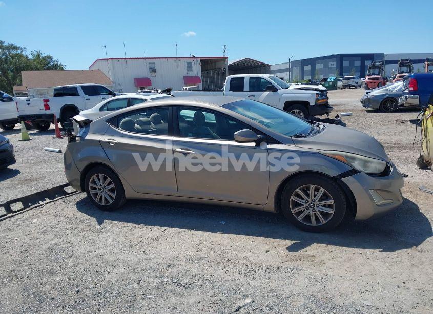 Photo 13 of 2014 Hyundai Elantra SE (VIN 5NPDH4AE8EH482237)