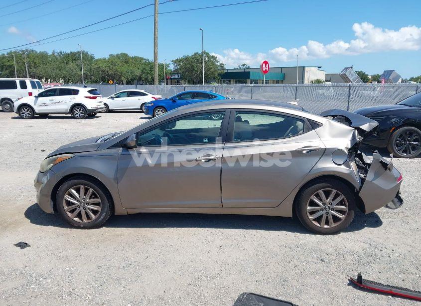 Photo 14 of 2014 Hyundai Elantra SE (VIN 5NPDH4AE8EH482237)