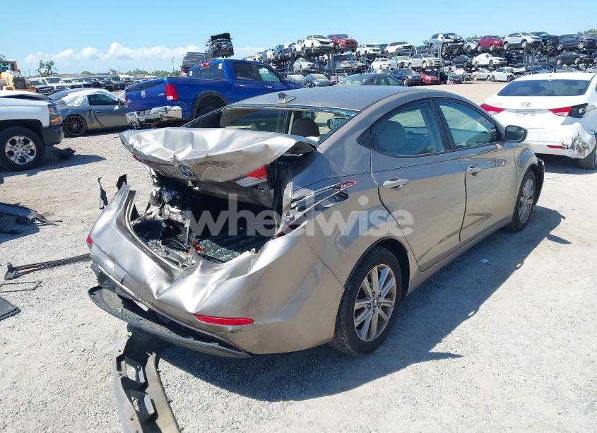 Photo 4 of 2014 Hyundai Elantra SE (VIN 5NPDH4AE8EH482237)