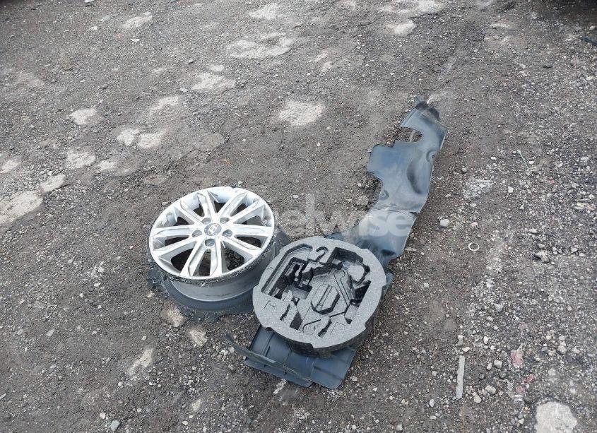 Photo 11 of 2014 Hyundai Elantra SE (VIN 5NPDH4AE8EH493836)