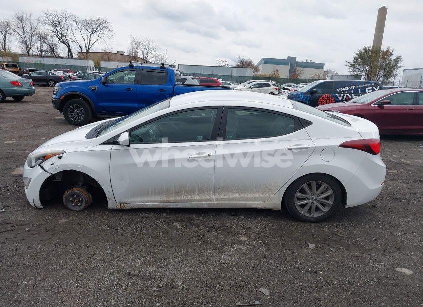 Photo 14 of 2014 Hyundai Elantra SE (VIN 5NPDH4AE8EH493836)