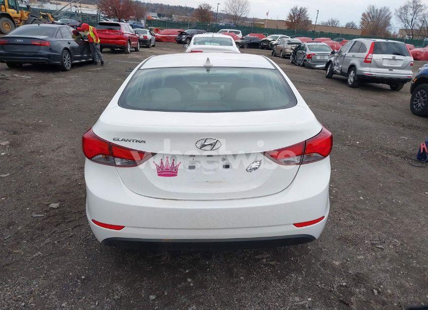 Photo 16 of 2014 Hyundai Elantra SE (VIN 5NPDH4AE8EH493836)