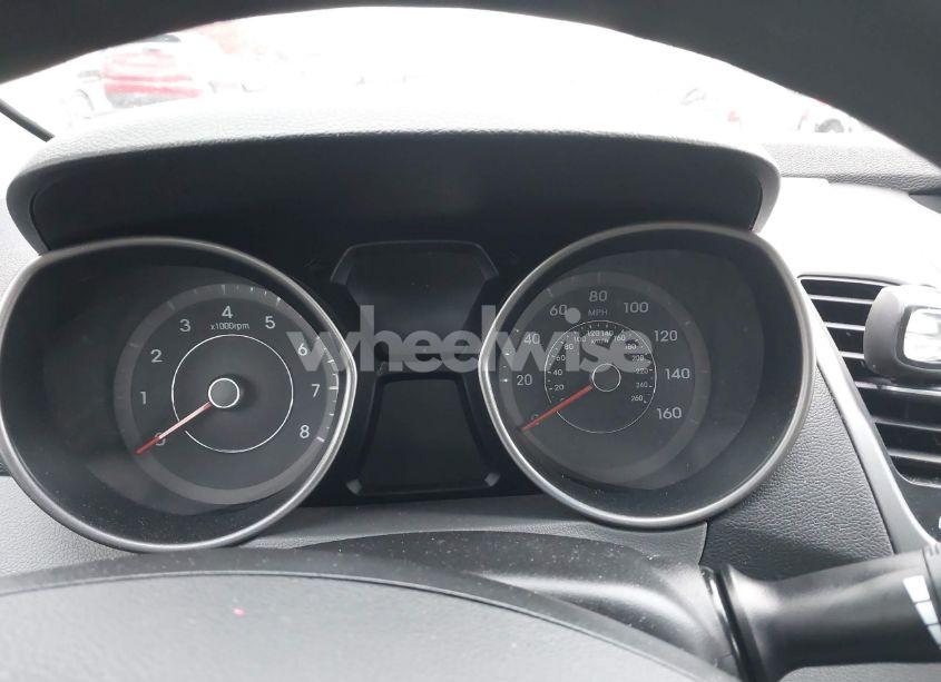 Photo 7 of 2014 Hyundai Elantra SE (VIN 5NPDH4AE8EH493836)