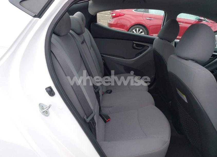 Photo 8 of 2014 Hyundai Elantra SE (VIN 5NPDH4AE8EH493836)