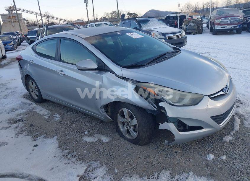 2014 Hyundai Elantra SE (VIN 5NPDH4AE8EH494629) main photo