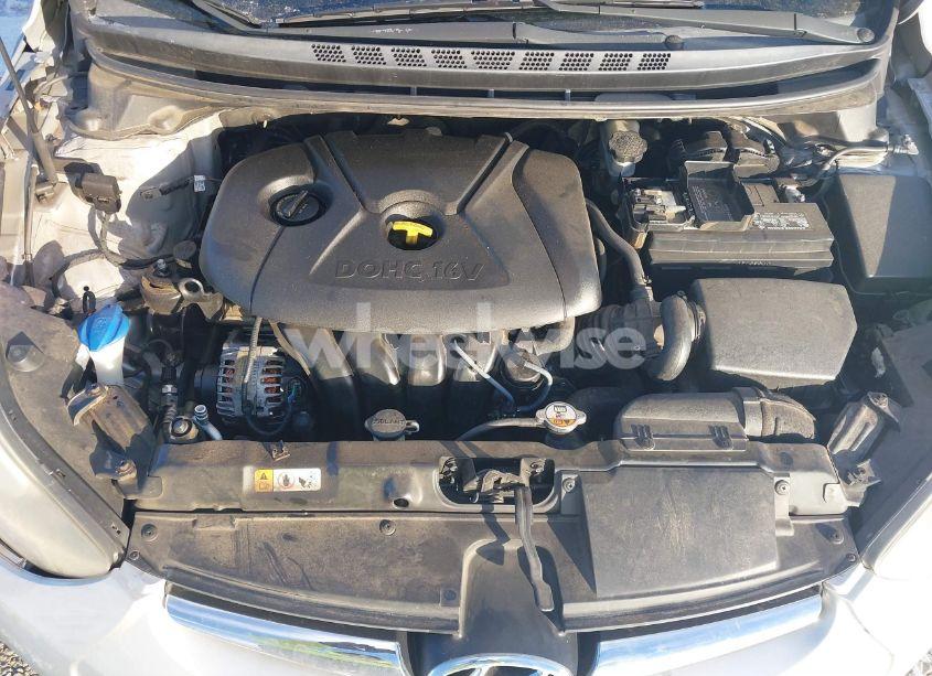 Photo 10 of 2014 Hyundai Elantra SE (VIN 5NPDH4AE8EH494629)