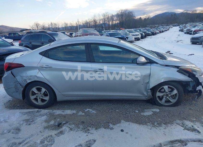 Photo 12 of 2014 Hyundai Elantra SE (VIN 5NPDH4AE8EH494629)
