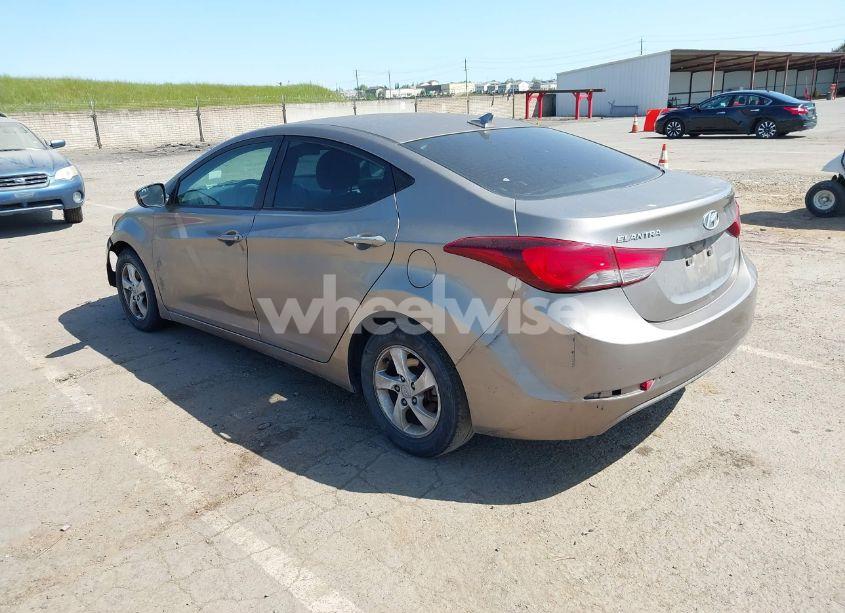 Photo 3 of 2014 Hyundai Elantra SE (VIN 5NPDH4AE8EH499703)