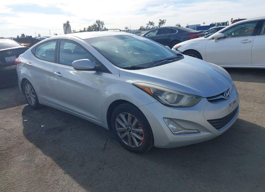 2014 Hyundai Elantra SE (VIN 5NPDH4AE8EH500350) main photo