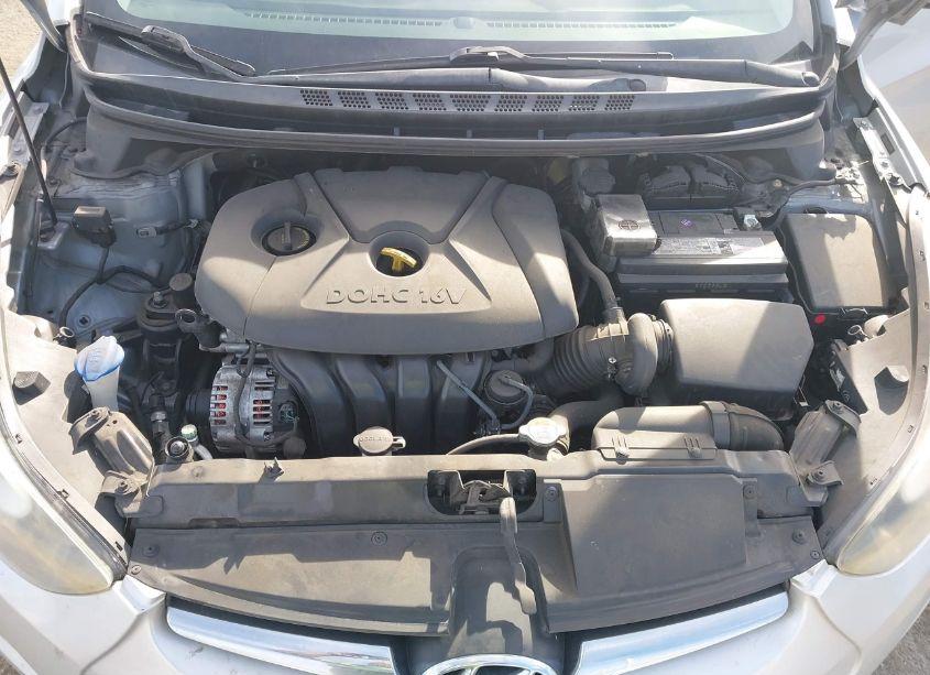 Photo 10 of 2014 Hyundai Elantra SE (VIN 5NPDH4AE8EH500350)