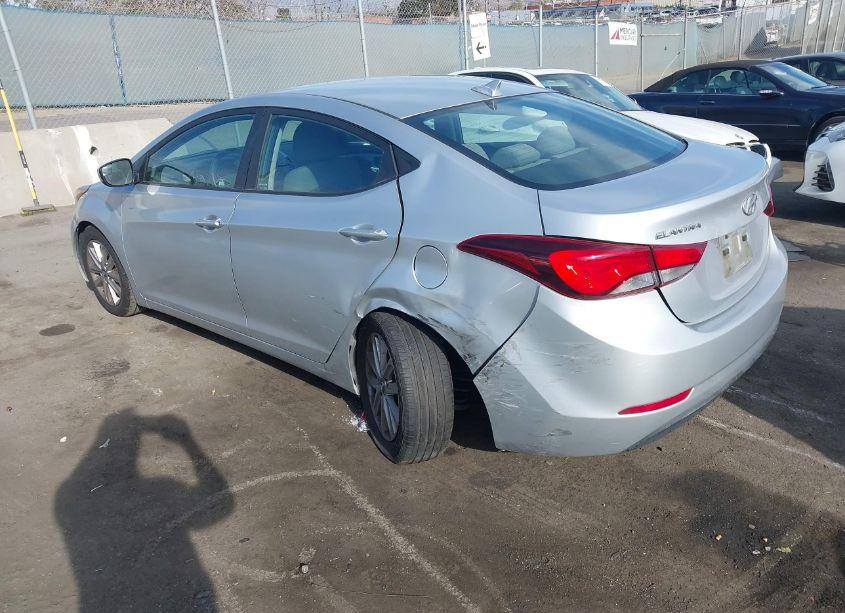 Photo 3 of 2014 Hyundai Elantra SE (VIN 5NPDH4AE8EH500350)