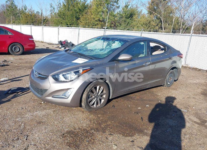 Photo 2 of 2014 Hyundai Elantra SE (VIN 5NPDH4AE8EH512983)